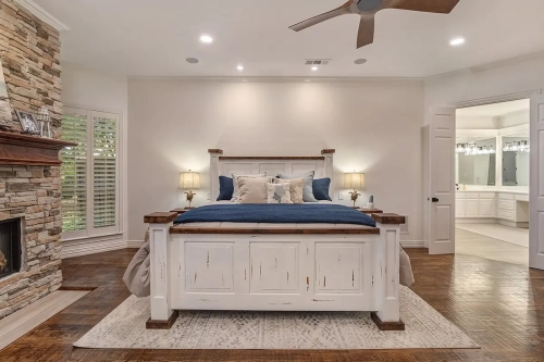 bedroom flambient photo editing 